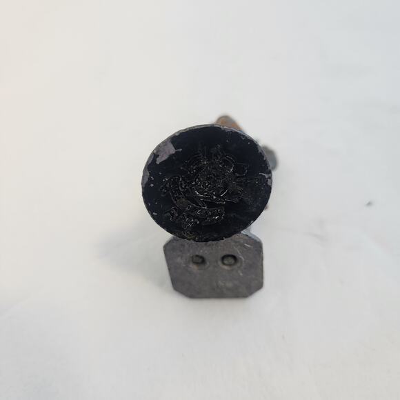 Vintage lot of 2 metal figures stamped - Picture 3 of 3